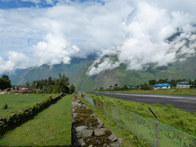 Lukla Airport Resort Lukla Extérieur photo